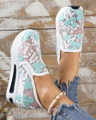 Floral Embroidery Breathable Sneakers