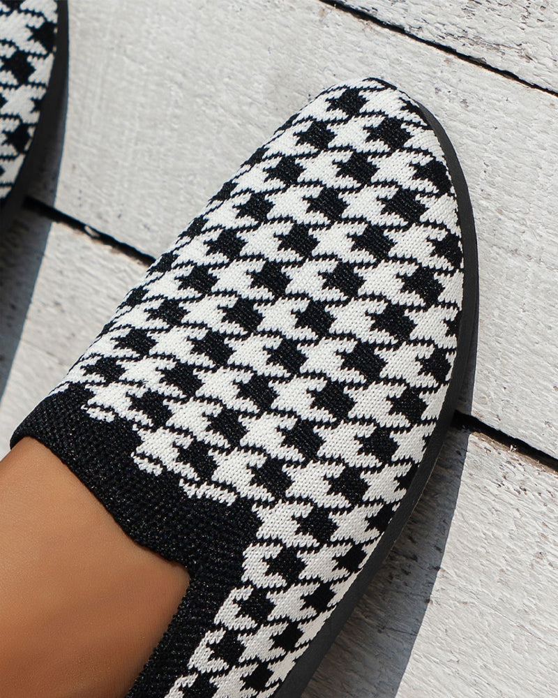 Houndstooth soft sole cloth shoes